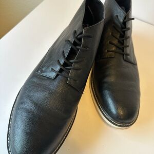 Unlisted by Kenneth Cole black leather Men's Chukka boots